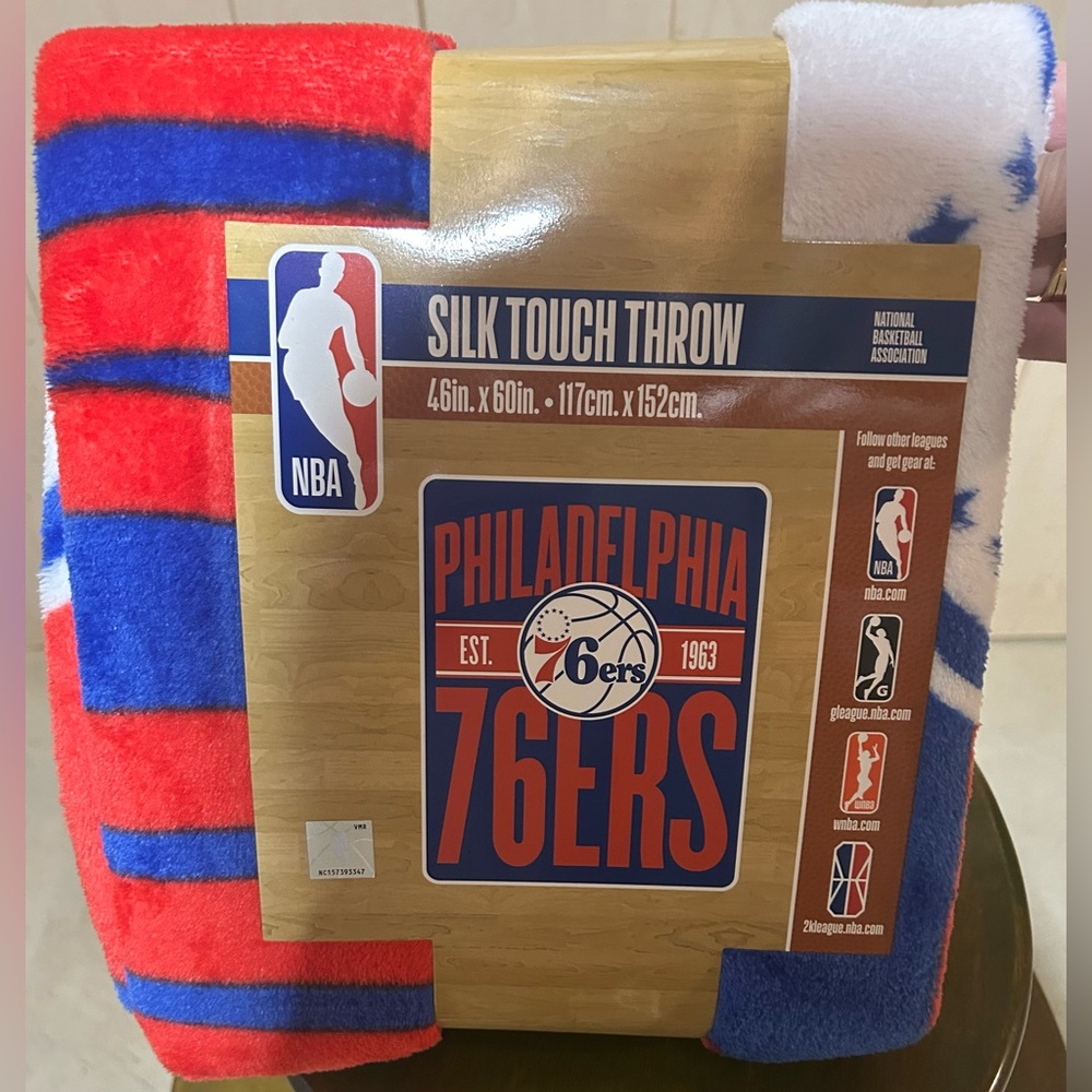 NBA Philadelphia 76ers Silk Touch Throw - Red, Blue, White